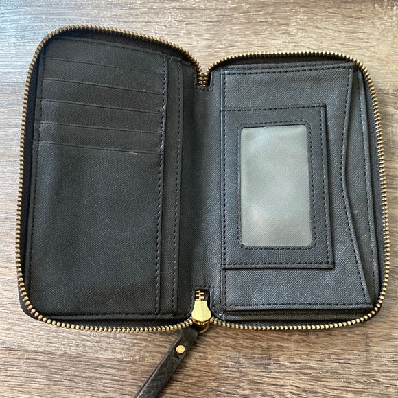 Fossil Wristlet! - Picture 3 of 3